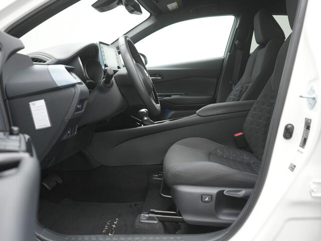 Toyota C-HR 1.8 Hybrid Style | Parkeersensoren V+A | JBL | Stoelverwarming | Onderweg-naar-dealer