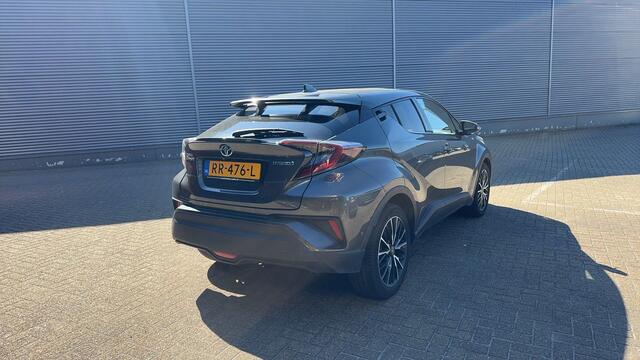 Toyota C-HR 1.8 Hybrid Executive / 1e Eigenaar!