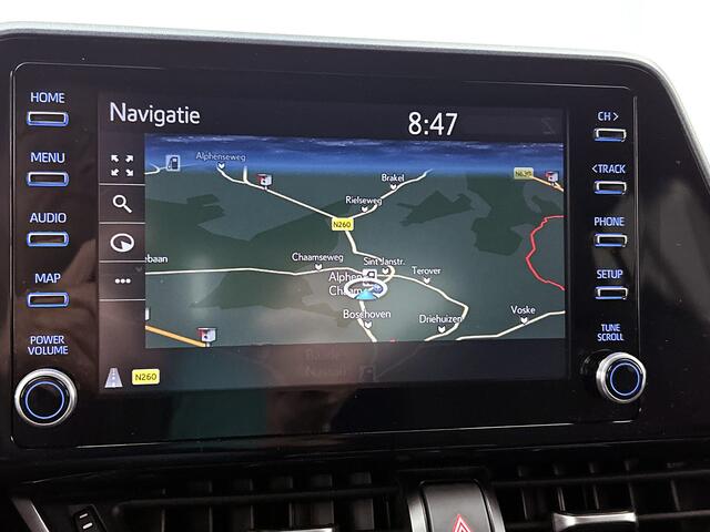 Toyota C-HR 1.8 Hybrid Style | Dodehoek detectie | Parkeersensoren voor+achter | Stoelverwarming | Trekhaak afneembaar | Navigatie | Apple CarPlay/Android auto | Full LED verlichting |