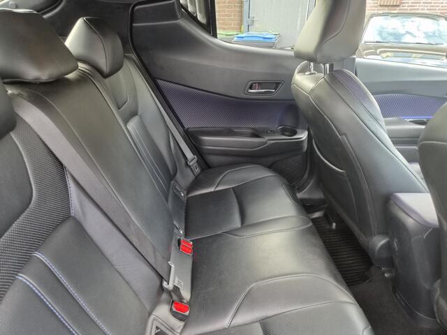 Toyota C-HR 1.8 Hybrid Bi-Tone clima Camera leer