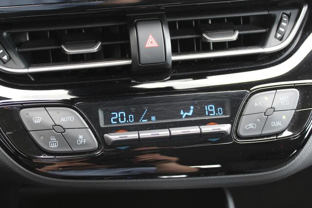 Toyota C-HR 1.8 Hybrid Dynamic | Rijklaar | Keyless | LED | Apple/Android | Adap.cruise | Sensoren v+a | Camera | Dealer onderhouden | NL-auto