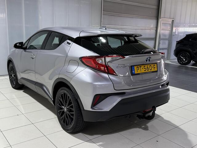 Toyota C-HR 1.8 Hybrid Dynamic | Trekhaak met afneembare kogel | Navigatie systeem | Lichtmetalen velgen |