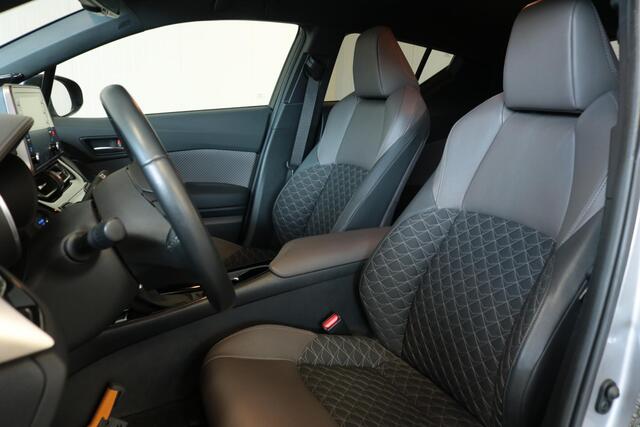 Toyota C-HR 1.8 Hybrid Executive, Trekhaak, JBL, BSM , Apple Carplay & Android Auto