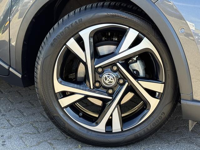 Toyota C-HR 1.8 Hybrid Team D | ACC | CarPlay | Camera | Keyless | 18 inch