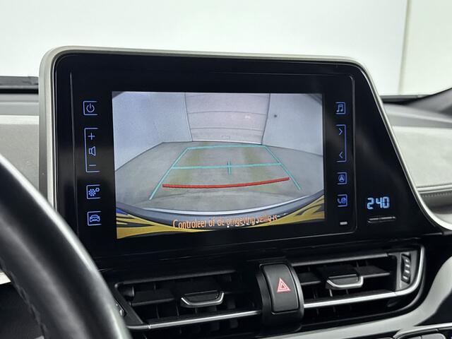 Toyota C-HR 1.2 Executive | Automaat | Navigatie | Parkeersensoren Voor+achter Met assistent | Cruise Control Adaptive | Stoelverwarming | Climate Control | Achteruitrijcamera |