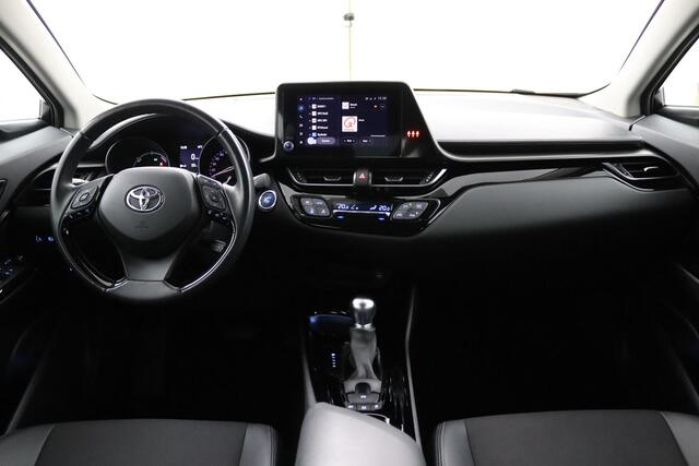 Toyota C-HR 1.8 Hybrid Dynamic | Apple Carplay/Android Auto | airco (automatisch) | cruise control adaptief |