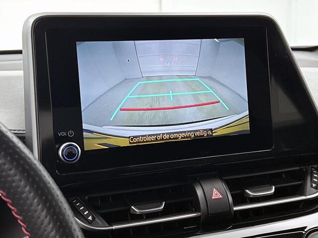 Toyota C-HR 2.0 Hybrid GR-Sport | 184 pk | 19" LM-Velgen | Parkeersensoren voor & achter | Draadloos Carplay