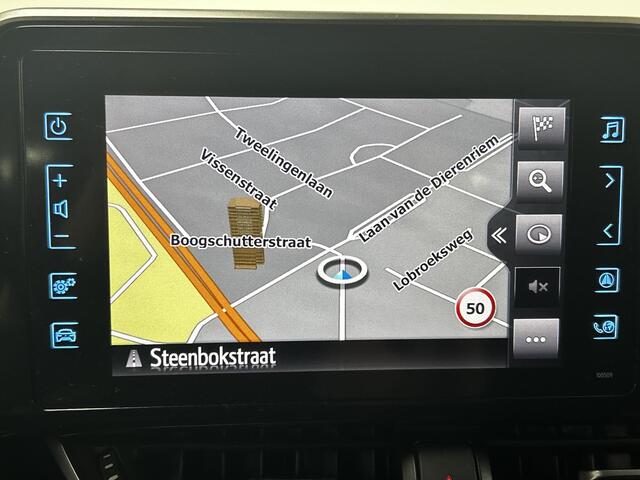 Toyota C-HR 1.8 Hybrid Executive AFNEEMBARE TREKHAAK | NAVIGATIE | ACHTERUITRIJCAMERA