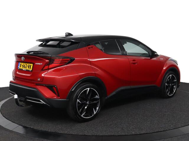Toyota C-HR 2.0 Hybrid GR-Sport | Trekhaak | Elektrische Voorstoel | Parkeersensoren | Apple Carplay/Android Auto | 4Seizoenenbanden | Stoelverwarming |