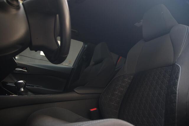 Toyota C-HR 2.0 Hybrid Dynamic XENON-CLIMA-STOEL VRM-CAMERA