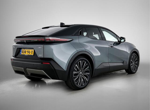 Toyota C-HR Executive AWD 77 kWh | Executive Plus-pakket | 343 PK | 1500 KG Trekgewicht | 22 KW boordlader |