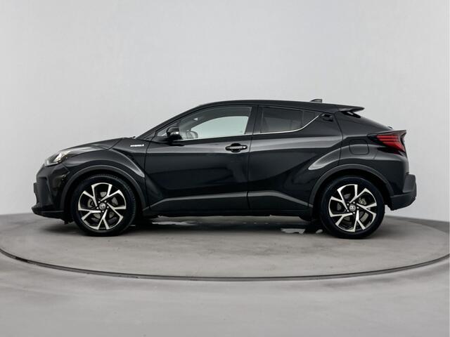 Toyota C-HR 1.8 Hybrid First Edition | Parkeersensoren V+A | JBL-Audio | Stoelverwarming |