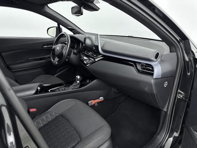 Toyota C-HR 1.8 Hybrid First Edition | Parkeersensoren V+A | JBL-Audio | Stoelverwarming |