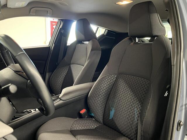Toyota C-HR 1.8 Hybrid Active | Trekhaak | Climate controle | Cruise control |
