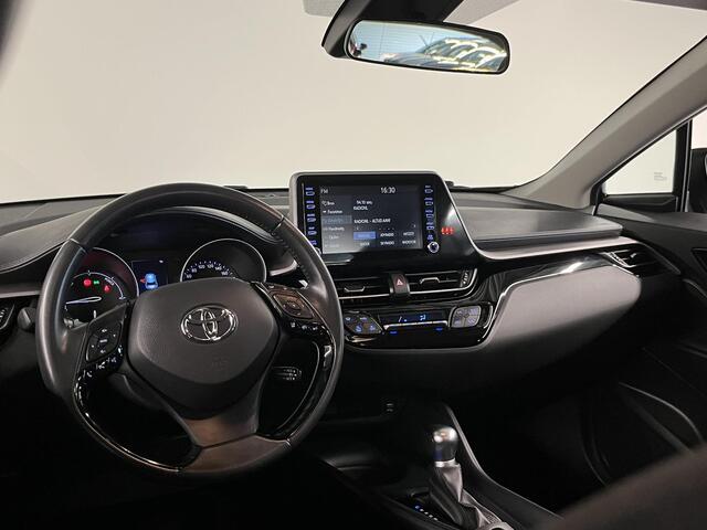 Toyota C-HR 1.8 Hybrid Active | Trekhaak | Climate controle | Cruise control |