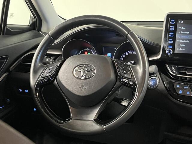 Toyota C-HR 1.8 Hybrid Active | Trekhaak | Climate controle | Cruise control |