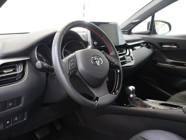 Toyota C-HR 1.8 Hybrid GR-Sport | Trekhaak | JBL Audio | Stoel/Stuurwielverwarming | Parkeercamera |