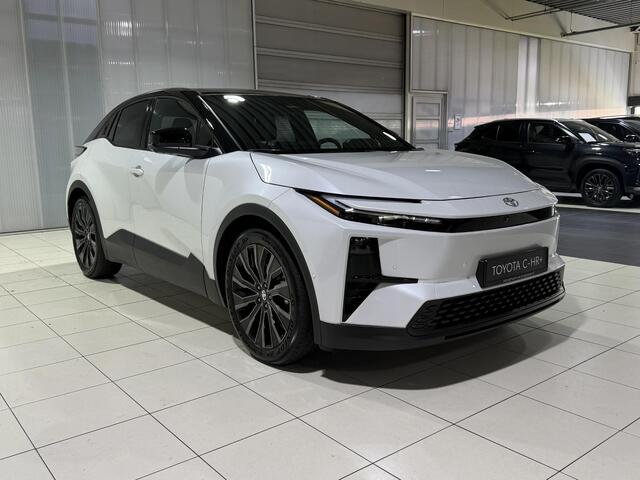 Toyota C-HR Executive AWD 77 kWh | DIRECT LEVERBAAR | ¤2.500 INRUILPREMIE | 1.500KG TREKGEWICHT