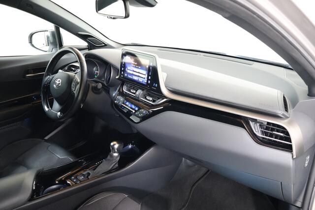 Toyota C-HR 1.8 Hybrid Dynamic Sport | Trekhaak | JBL | Cruise | Camera