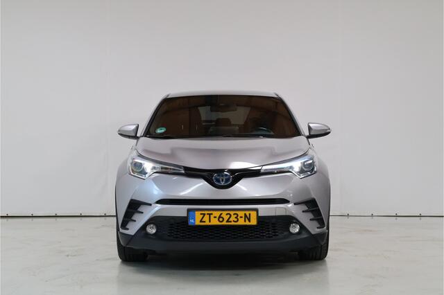 Toyota C-HR 1.8 Hybrid Dynamic Sport | Trekhaak | JBL | Cruise | Camera