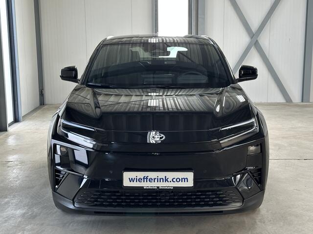 Toyota C-HR First Edition 77 kWh | Navi | Acc | Camera | el. achterklep |