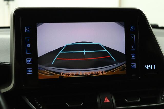 Toyota C-HR 1.8 Hybrid Dynamic | Adavative Cruise Control | Navigatie | Achteruitrijcamera | Trekhaak | Stoelverwarming |