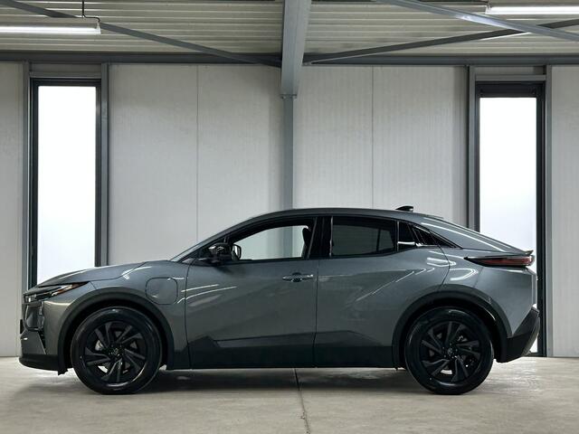 Toyota C-HR First Edition 77 kWh | Navi | Acc | Camera | el. achterklep |
