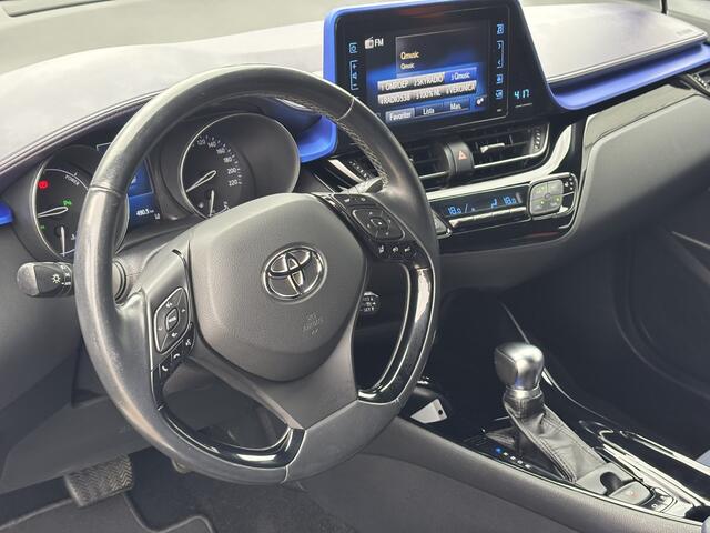 Toyota C-HR 1.8 Hybrid Bi-Tone / Navi / NL Auto / Cruise Control / Camera / NAP /