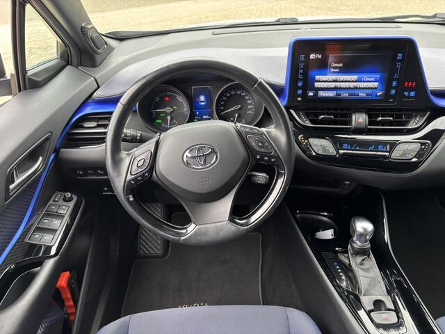 Toyota C-HR 1.8 Hybrid Bi-Tone / Navi / NL Auto / Cruise Control / Camera / NAP /