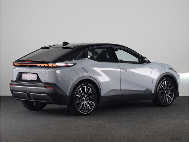 Toyota C-HR Executive AWD 77 kWh *NIEUW* | Direct leverbaar! | Executive Plus Pack | EV-DEAL |