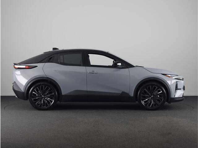 Toyota C-HR Executive AWD 77 kWh *NIEUW* | Direct leverbaar! | Executive Plus Pack | EV-DEAL |