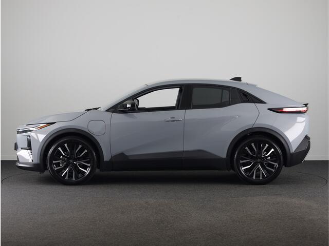Toyota C-HR First Edition 77 kWh *NIEUW* | Direct leverbaar! | 20" Lichtmetalen velgen | EV-DEAL |