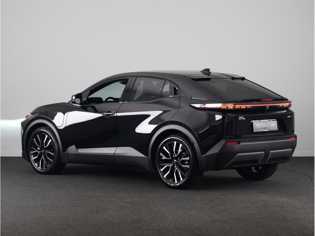 Toyota C-HR First Edition 77 kWh *NIEUW* | Direct leverbaar! | 20" Lichtmetalen velgen | EV-DEAL |