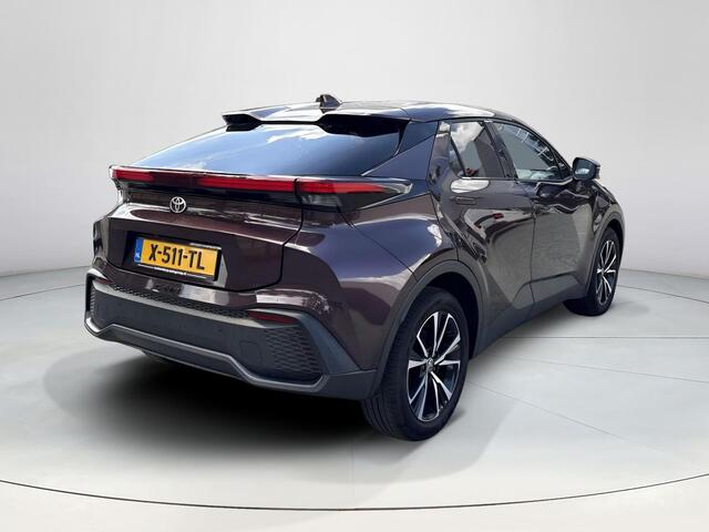 Toyota C-HR 1.8 Hybrid 140 Dynamic **DODEHOEK DETECTIE/ PARKEERSENSOREN/ NAVIGATIE**