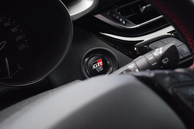 Toyota C-HR 1.8 Hybrid Business GR-Sport | GR | Apple CarPlay | ACC | Camera