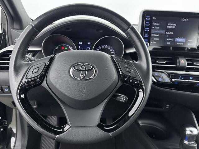 Toyota C-HR 2.0 Hybrid Dynamic | Trekhaak | Navigatie | | Parkeersensoren V+A |