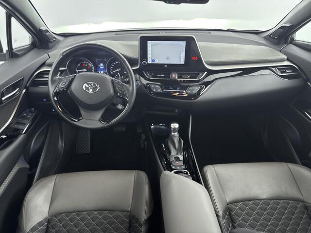 Toyota C-HR 1.8 Hybrid Executive | Dealer Onderhouden | JBL | dodehoek detectie | Stoel+stuurverwarming | Parkeersensoren voor+achter | FULL LED Adaptive | Navigatie | Apple CarPlay/Android Auto | Cruise Control Adaptive |