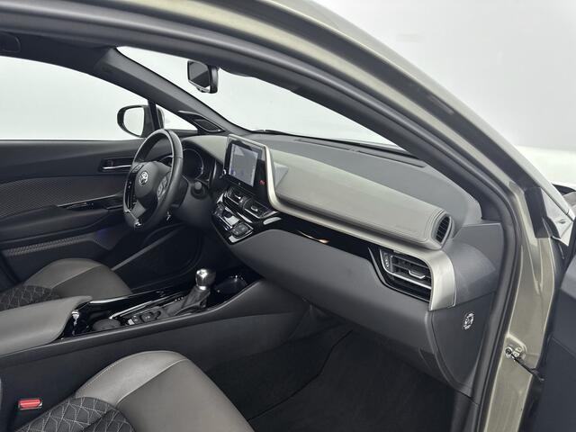 Toyota C-HR 1.8 Hybrid Executive | Dealer Onderhouden | JBL | dodehoek detectie | Stoel+stuurverwarming | Parkeersensoren voor+achter | FULL LED Adaptive | Navigatie | Apple CarPlay/Android Auto | Cruise Control Adaptive |