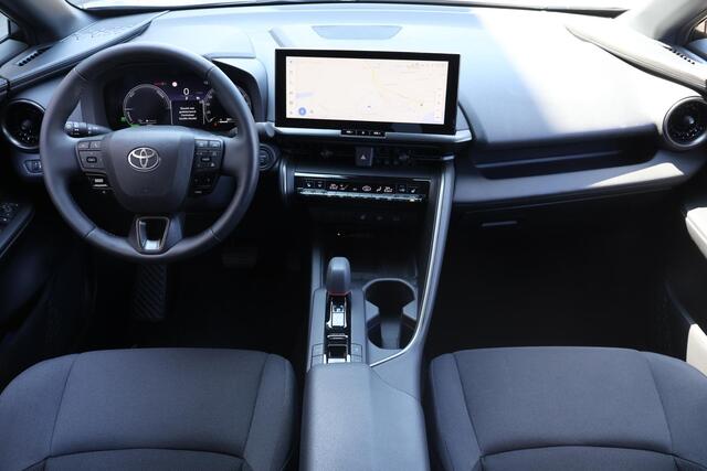 Toyota C-HR 2.0 Plug-in Hybrid 220 Dynamic 1e Eigenaar | BTW | Fabrieks Garantie | Winterpakket | Camera | Navi | Carplay | ACC | Climate | Keyless | Bots | Full Led | PDC