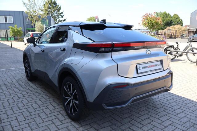 Toyota C-HR 2.0 Plug-in Hybrid 220 Dynamic 1e Eigenaar | BTW | Fabrieks Garantie | Winterpakket | Camera | Navi | Carplay | ACC | Climate | Keyless | Bots | Full Led | PDC