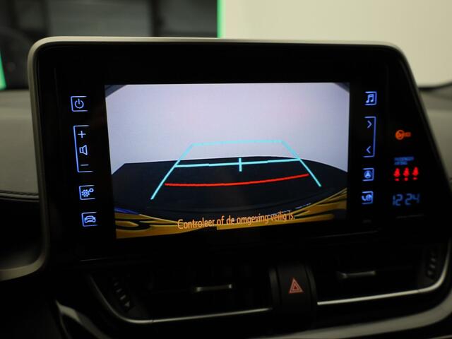 Toyota C-HR 1.8 Hybrid Dynamic | Keyless | Stoelverwarming | Camera | Prijs Rijklaar!!