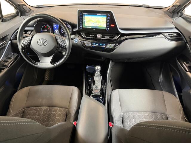 Toyota C-HR 2.0 Hybrid Dynamic I Camera I CarPlay I JBL I Adaptive I Dodehoekdetectie