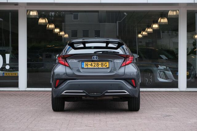 Toyota C-HR 2.0 Hybrid 184pk CVT Style | Navi | Trekhaak | Adaptive Cruise | Camera | Dodehoek | Stoelverwarming
