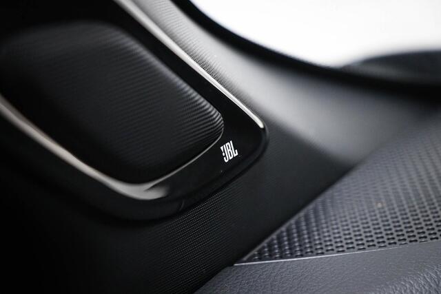 Toyota C-HR 1.8 Hybrid Executive | HALF LEDER | STOELVERWARMING | CLIMA | JBL DAB | CAMERA