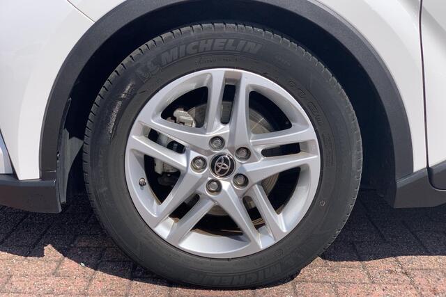 Toyota C-HR 1.8 Hybrid Active | Camera | Automatisch Grootlicht assistent | Cruise Control |