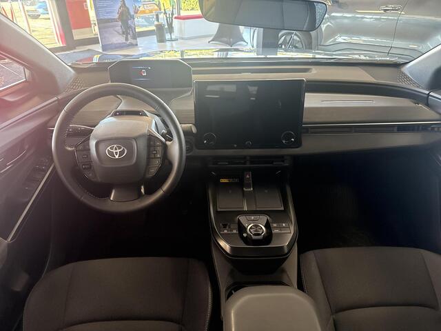 Toyota C-HR First Edition 77 kWh **MINERAL METALLIC/ ELEKTRISCH/ NIEUWE AUTO**