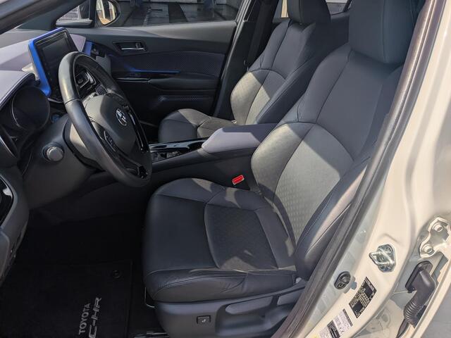 Toyota C-HR 1.8 Hybrid Bi-Tone |Rijklaar|Leder|PDC|Navi|