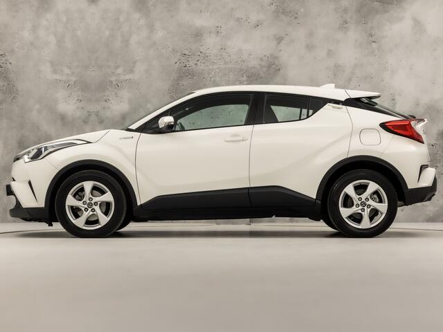Toyota C-HR 1.8 Hybrid Sport Automaat (NAVIGATIE, CAMERA, ADPTIVE CRUISE, SPORTSTOELEN, KEYLESS, LANE ASSIST, NIEUWSTAAT)