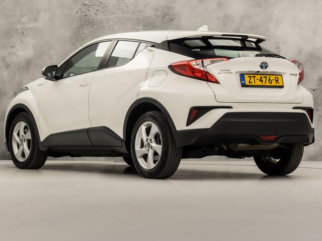 Toyota C-HR 1.8 Hybrid Sport Automaat (NAVIGATIE, CAMERA, ADPTIVE CRUISE, SPORTSTOELEN, KEYLESS, LANE ASSIST, NIEUWSTAAT)