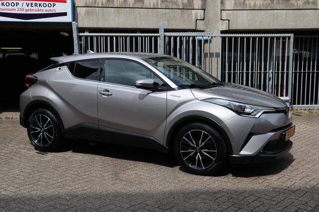 Toyota C-HR 1.8 Hybrid Executive